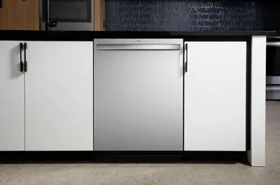 GE Profile 24in Top Control Built In Dishwasher