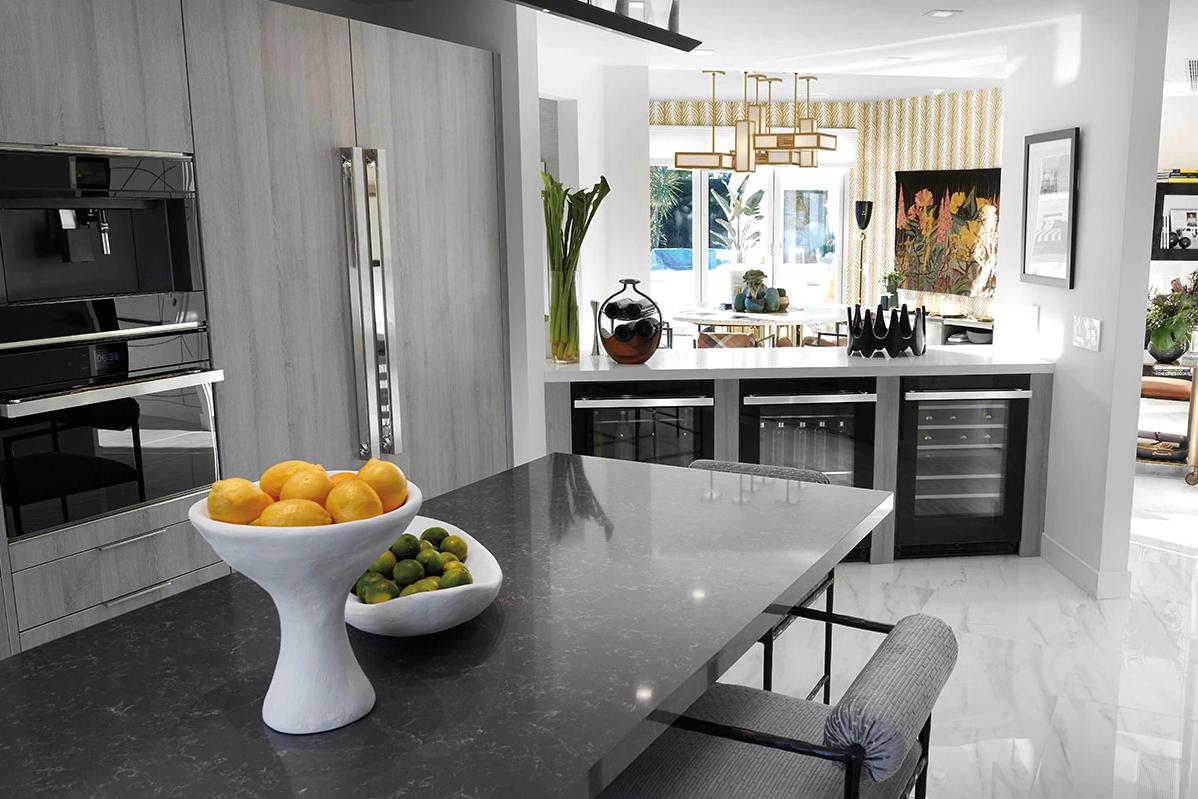 Luxury appliance kitchen