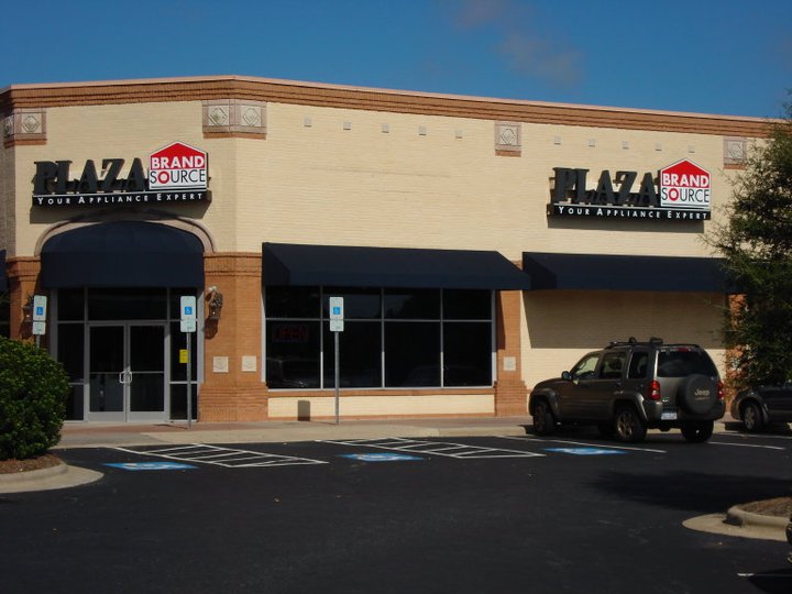 Outside of a Plaza Appliance Mart 