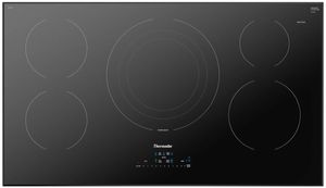 Overhead view of the Thermador Masterpiece 36” induction cooktop 