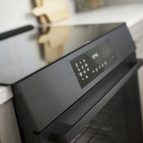 The Bosch 800 Series HII8057U induction range in a kitchen