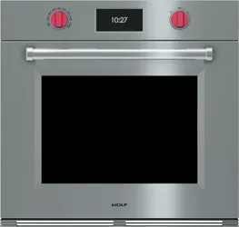 Front view of the Wolf M Series oven 