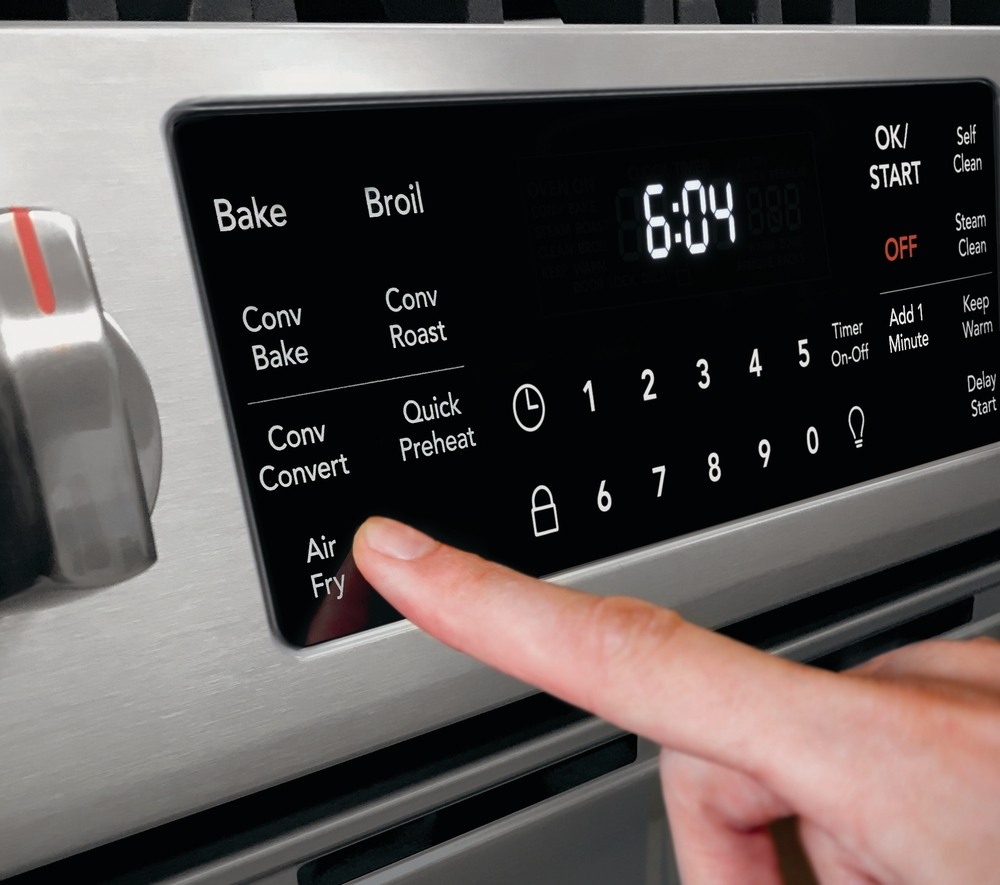 Front view of an LG 30” electric range with air fry 