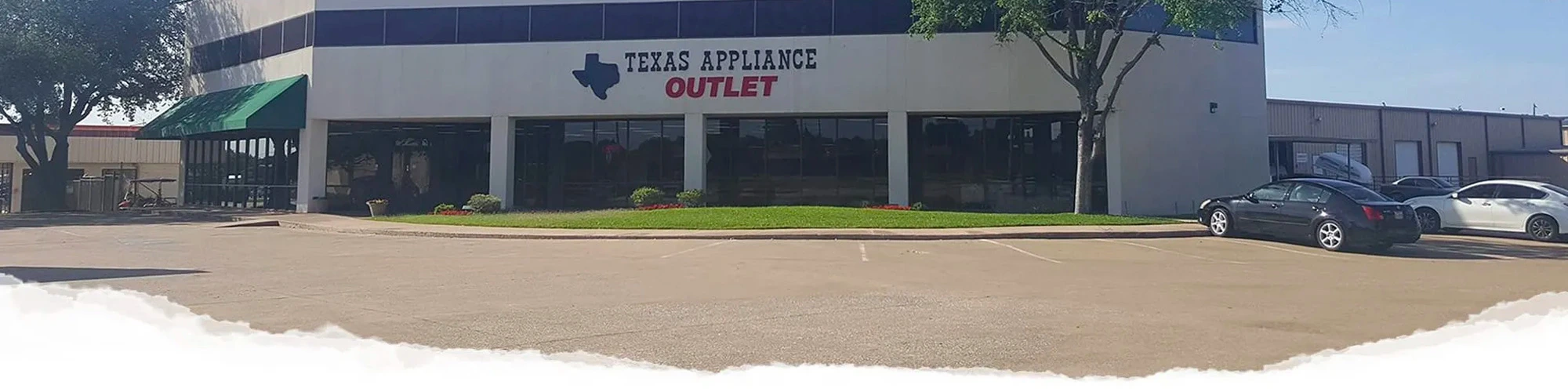 A view from outside of a Texas Appliance outlet 