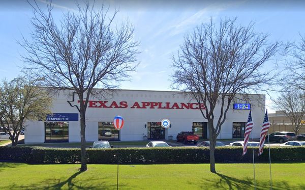 Main entrance of Texas Appliance outlet store