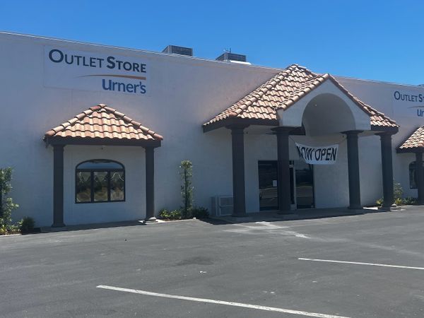 Urners outlets storefront