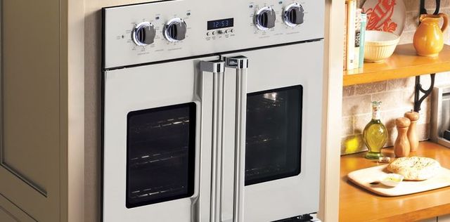 Front view of a Viking french door oven