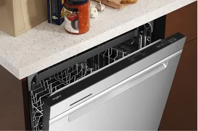 Whirlpool 24in Built In Dishwasher