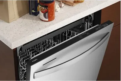 Whirlpool Stainless Steel Built in Dishwasher