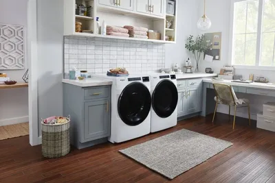 Whirlpool White Front Load Gas Dryer
