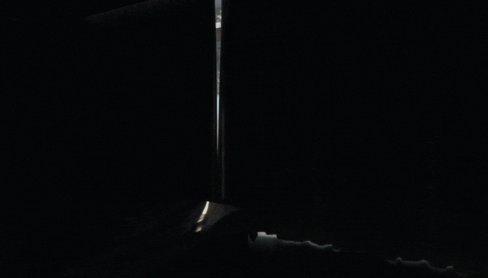 Blinds automatically open with the appearance of the sun