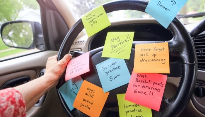 Steering wheel with errand reminders all over it