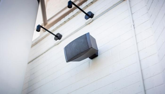 Wall speaker on outside wall