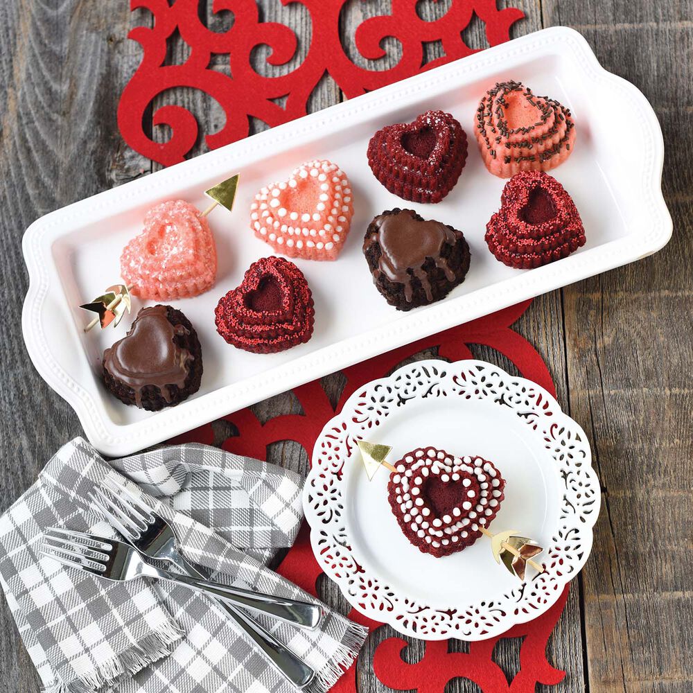 Tiered Heart Cakelet Pan
