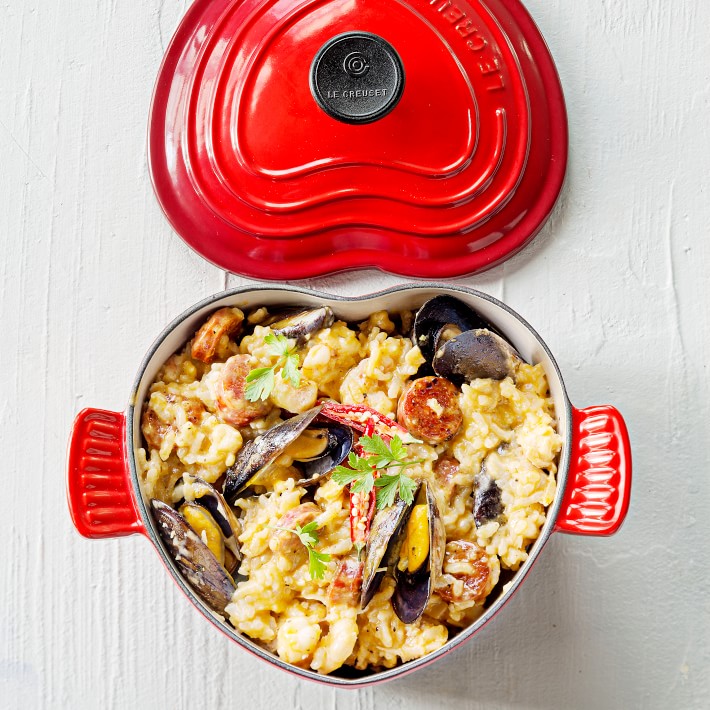 Iron Heart Cast Iron Dutch Oven