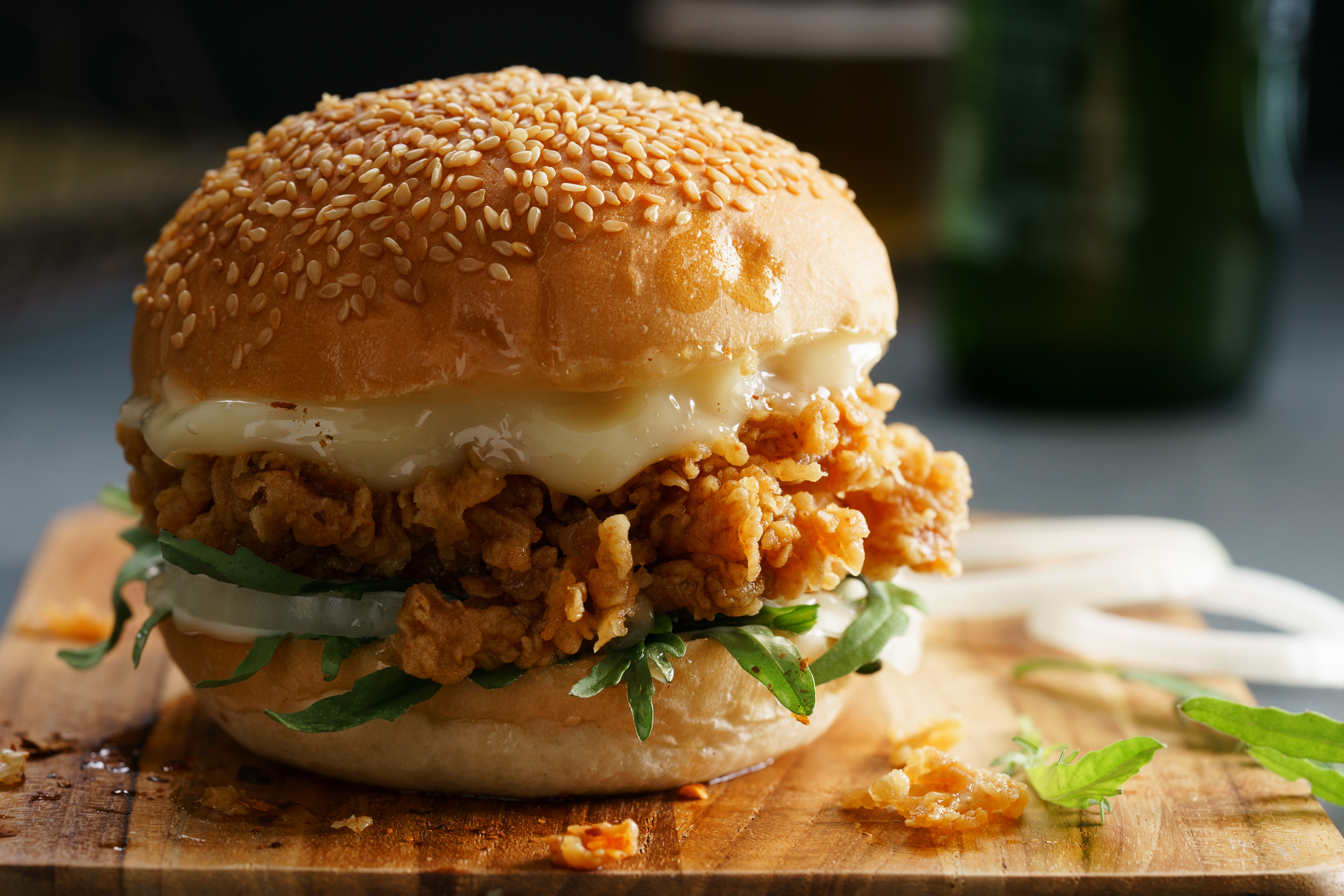 Quick and easy chicken sandwiches thanks to your GE air fryer!