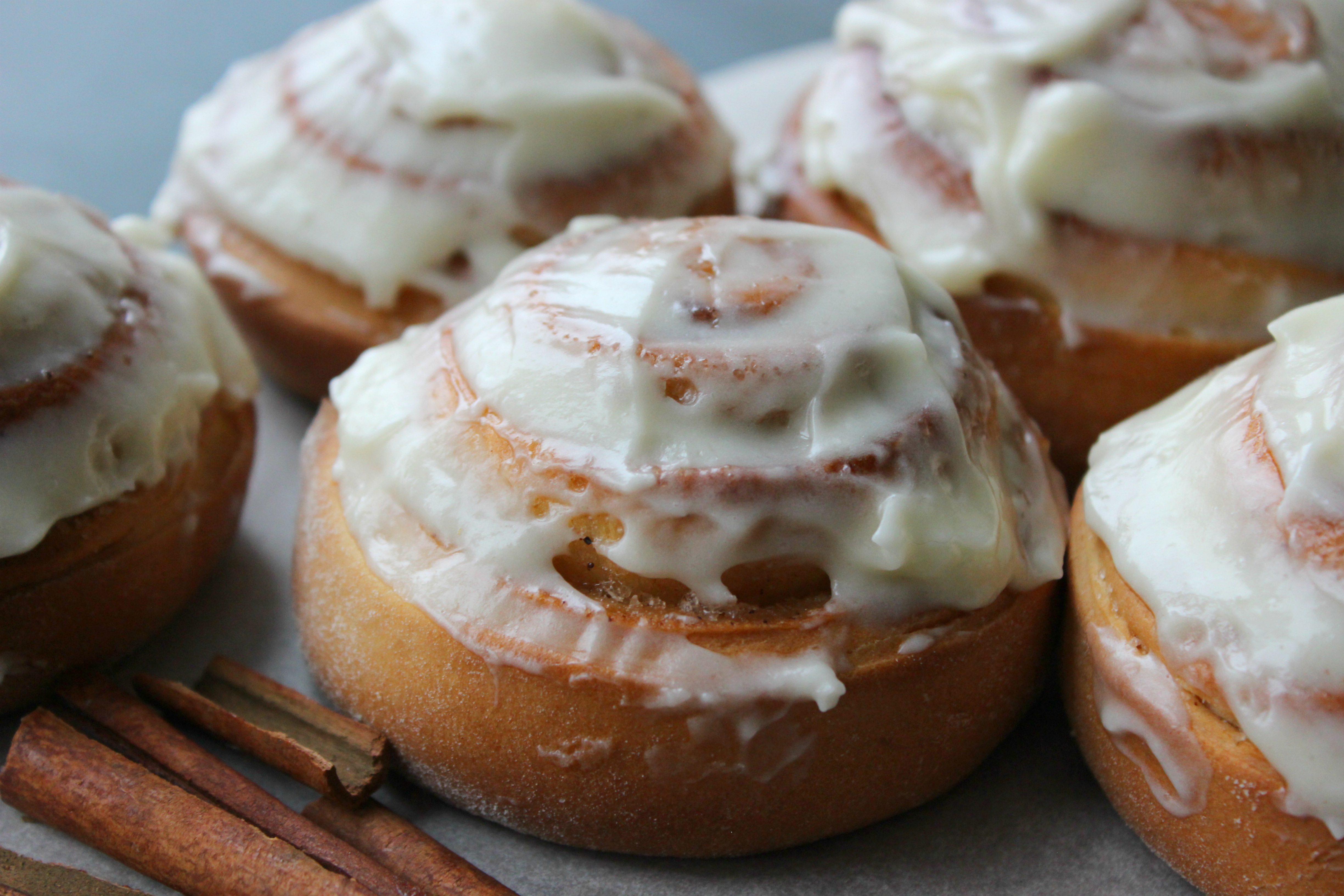 Air Fryer Cinnamon Rolls…for breakfast!