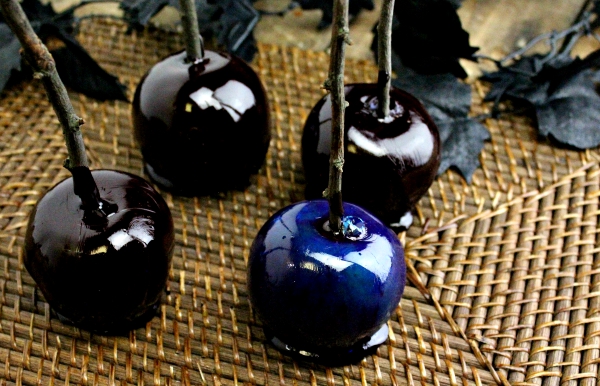 Halloween candied apples