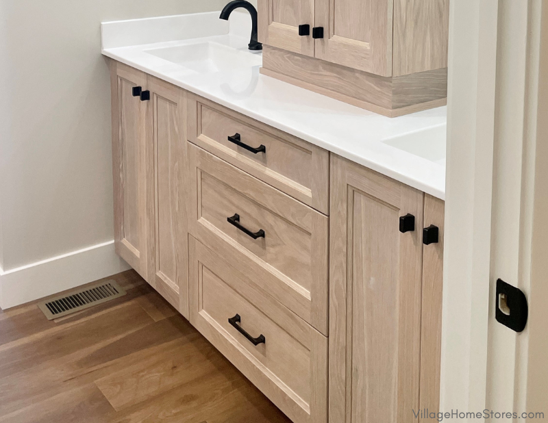 black bath hardware