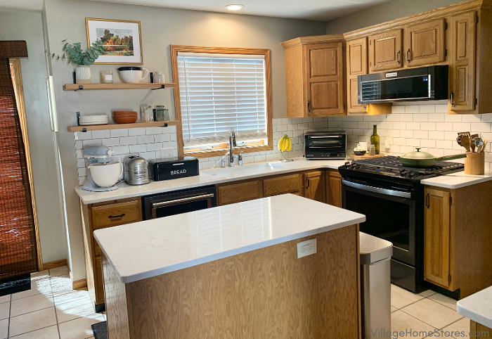 Cambria quartz kitchen in Moline Illinois with Swanbridge quartz from Village Home Stores