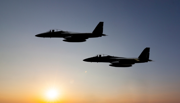 Fighter jets in flight