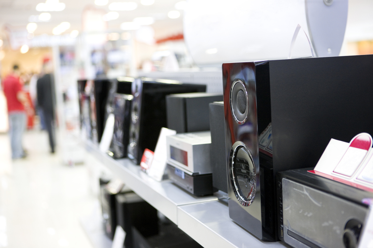 speakers in electronics retailer