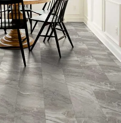 The Shaw Floors Floorte Pro Paragon vinyl flooring in a dining room 