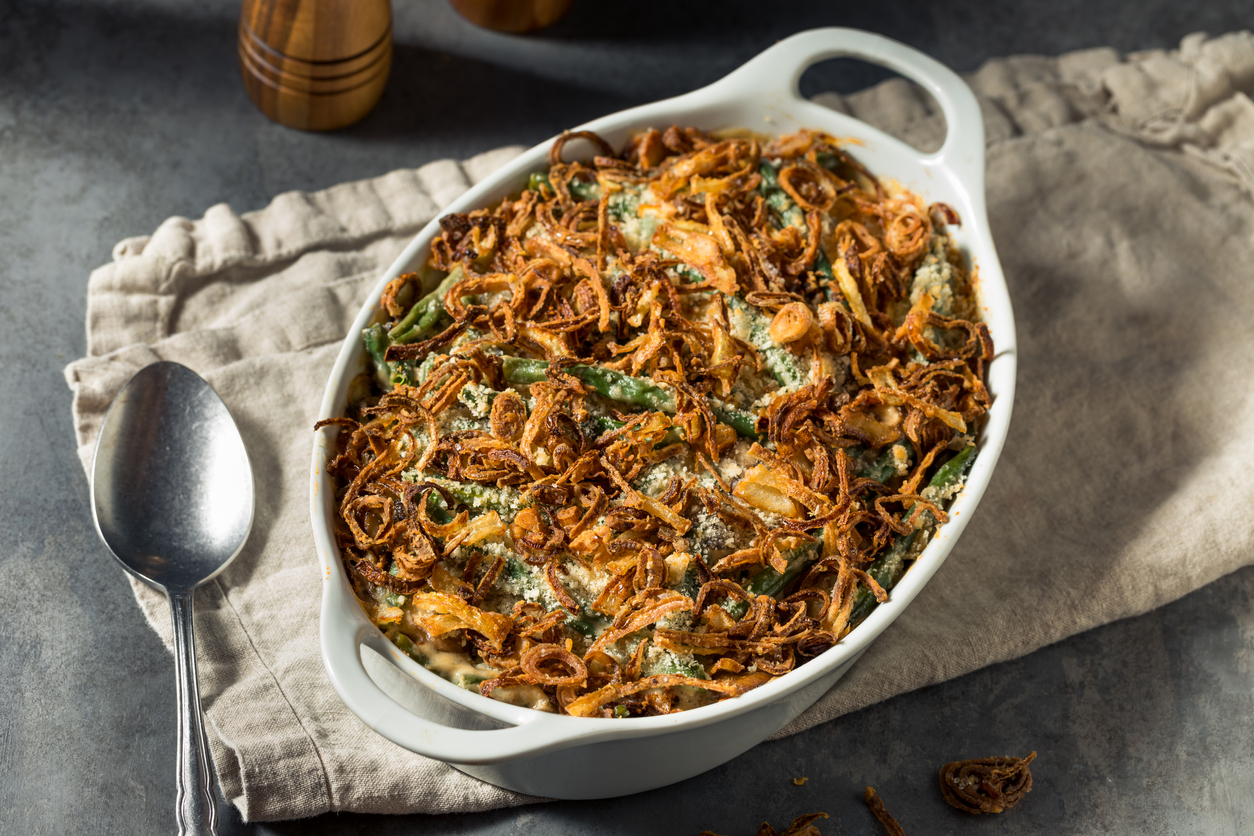 healthy homemade Thanksgiving green bean casserole