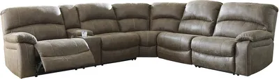 Front view of the Benchcraft Segburg recliner sectional 