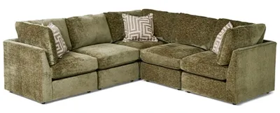Front view of the Best Home Furnishings Jelsea sectional sofa