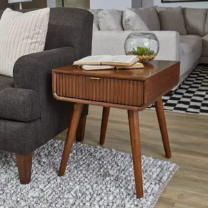 Front view of the Flexsteel Ludwig collection end table