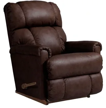 Front view of the La-Z-Boy Pinnacle recliner in Cedar