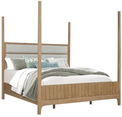 Front view of the Parker House Escape poster bed 