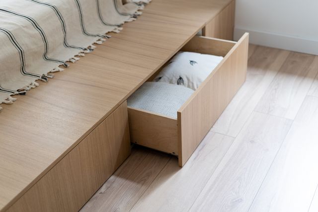bed with storage