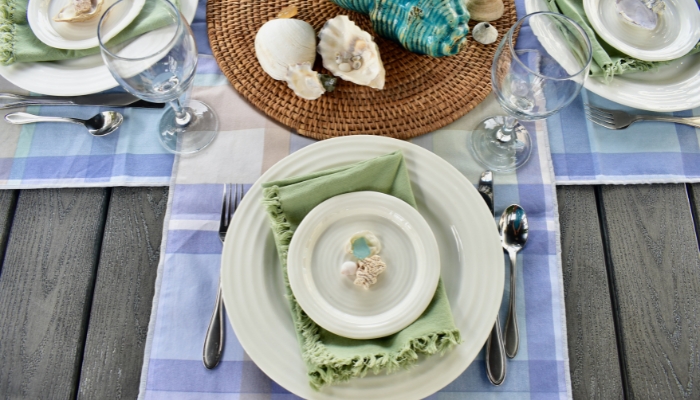 setting for patio table