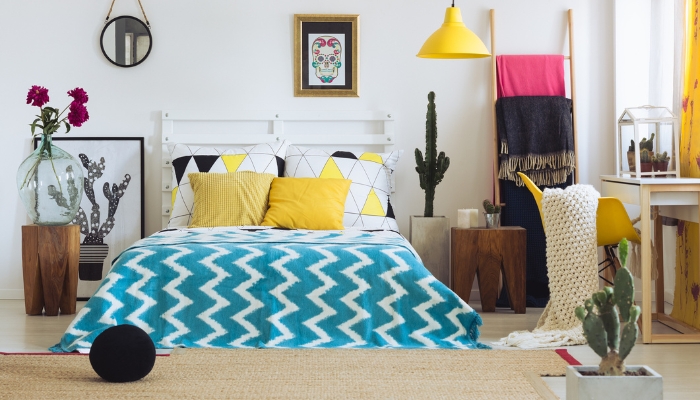 Mixed bedroom with repeating colors
