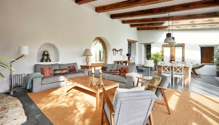 A home designed with lots of personality and uniformity