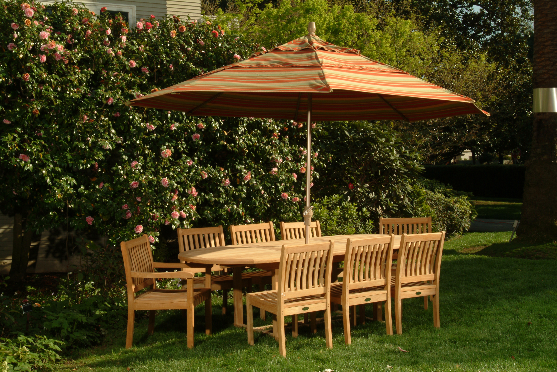wooden garden patio furniture with umbrella
