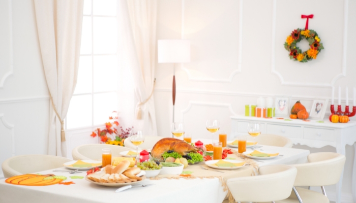 Thanksgiving dining table with plenty of seating
