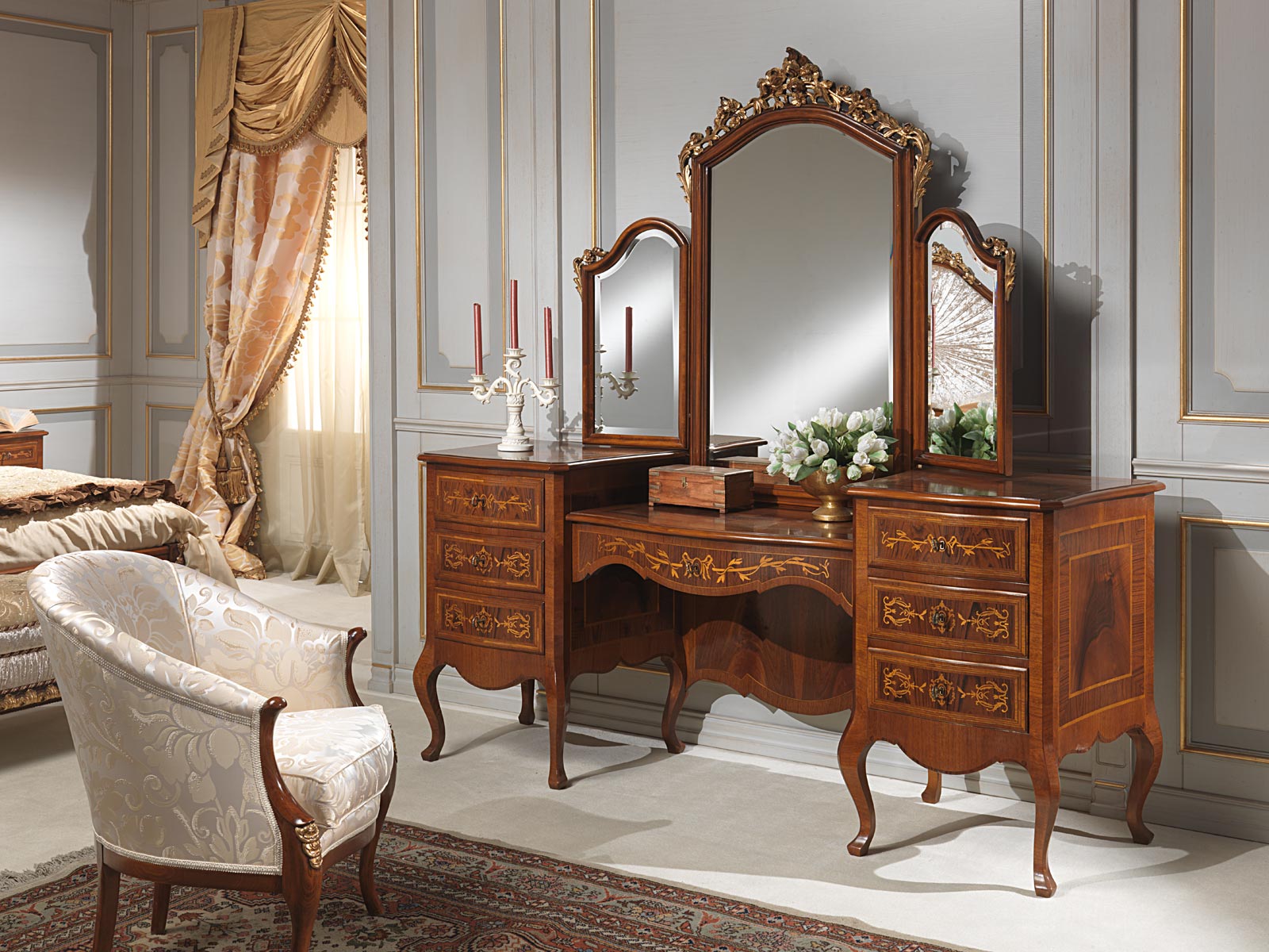 Vanity Table Classic Style Bedroom