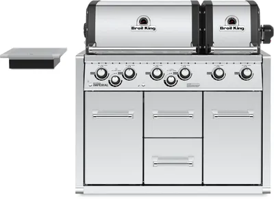 Front view of the Broil King Imperial XLS series grill 