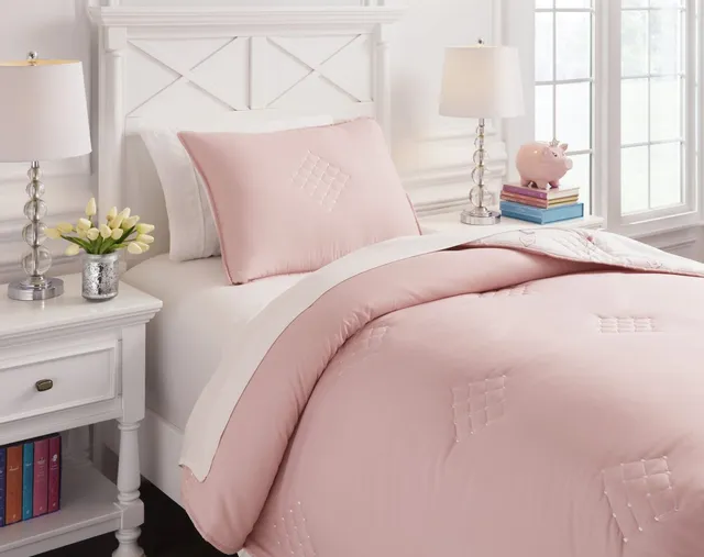 Signature Design by Ashley Lexann twin bedding set 