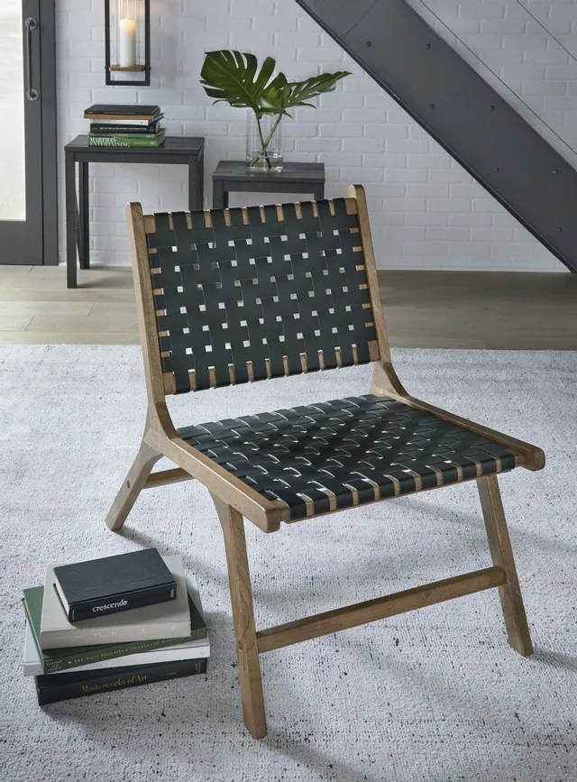 The Signature Design by Ashley Fayme accent chair with décor 