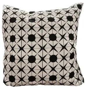 Front view of the Stylecraft Dann Foley Lifestyle collection pillow 