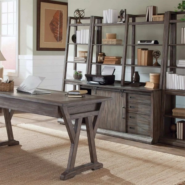 he Liberty Furniture Stone Brook collection 5-piece desk set with décor 