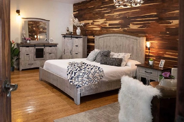The International Furniture Direct Pueblo collection 4-piece bedroom set with décor 
