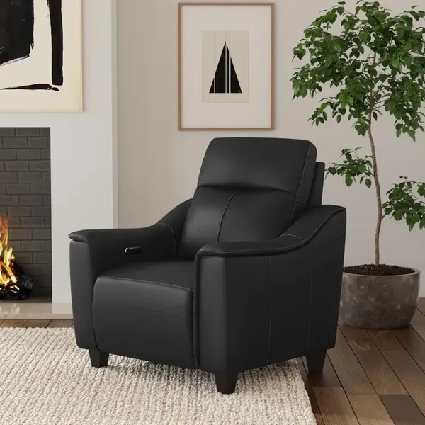 The Flexsteel Walter collection recliner in a living room 