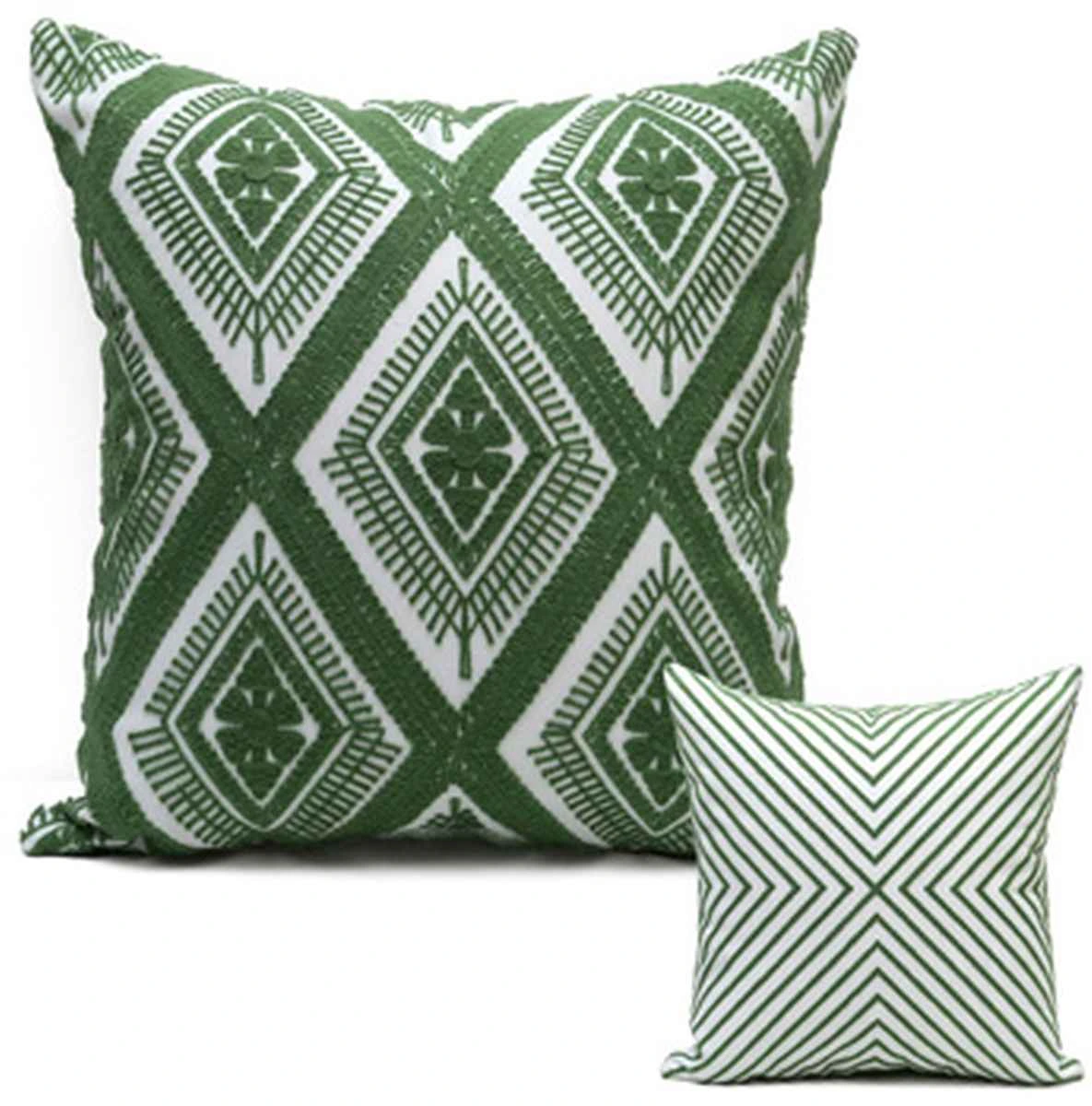 The Signature Design by Ashley Bellvale collection throw pillows 