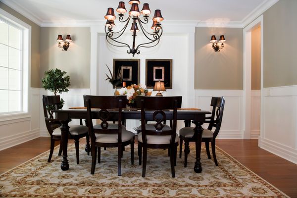 Dining Room Table and Chairs