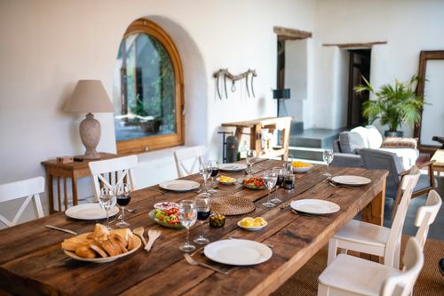 Farmhouse Dining Furniture